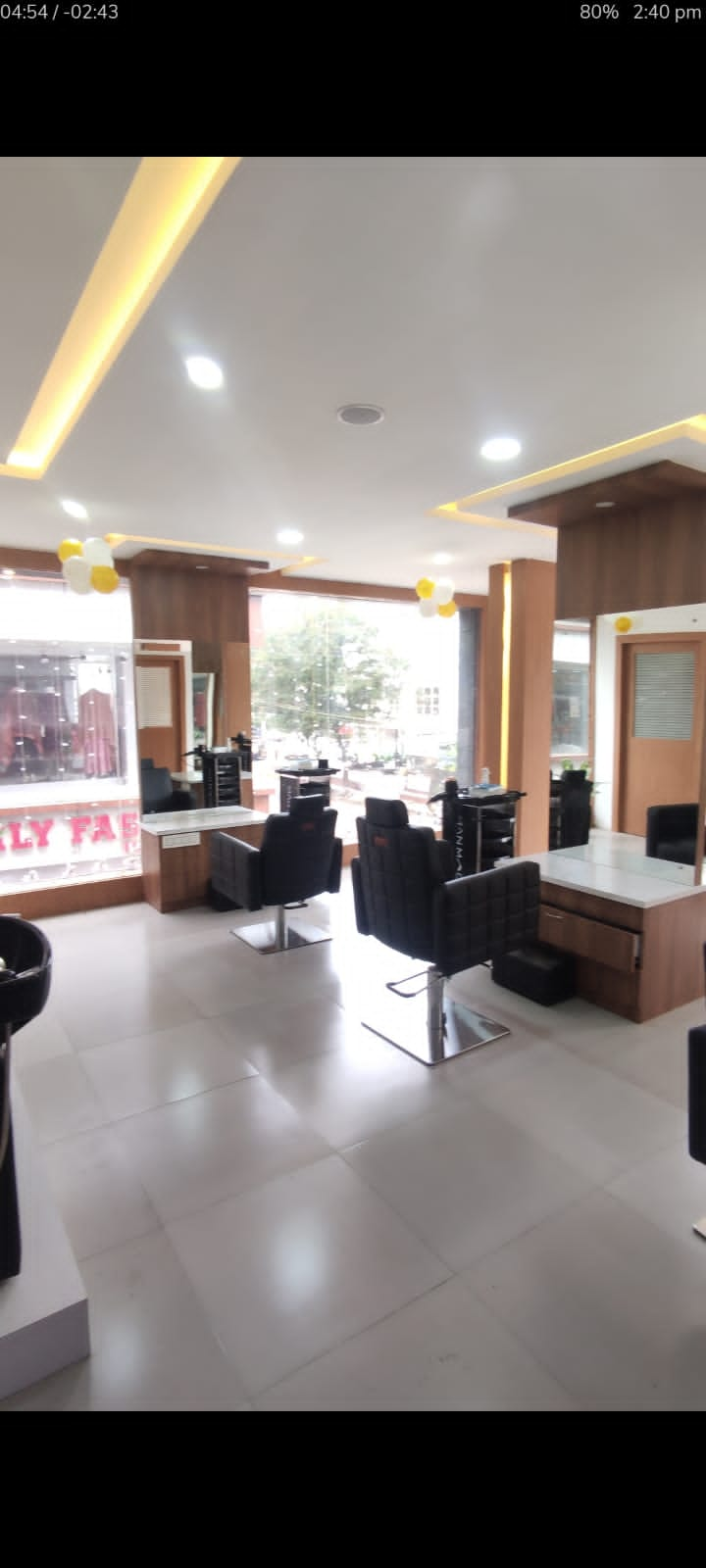 VERVE HAIR STYLING AND BEAUTY STUDIO NADAPURAM